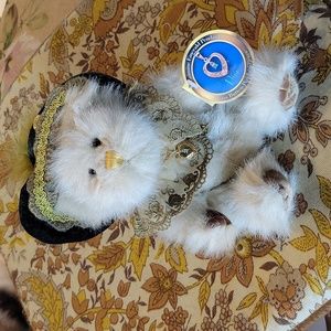 NWT Plush Brass Button Bear of Prosperity - Eliza with Emerald Heart Necklace